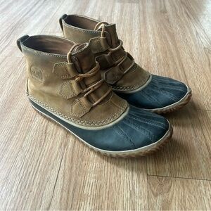 Sorel Brown and Black Winter Boots